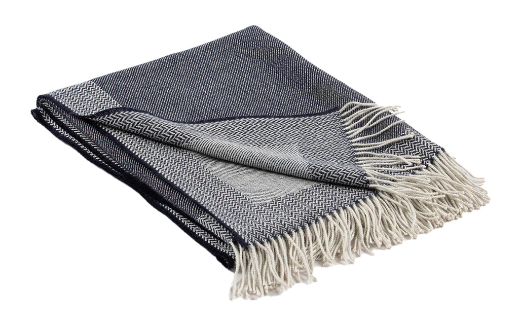 Darcy Throw