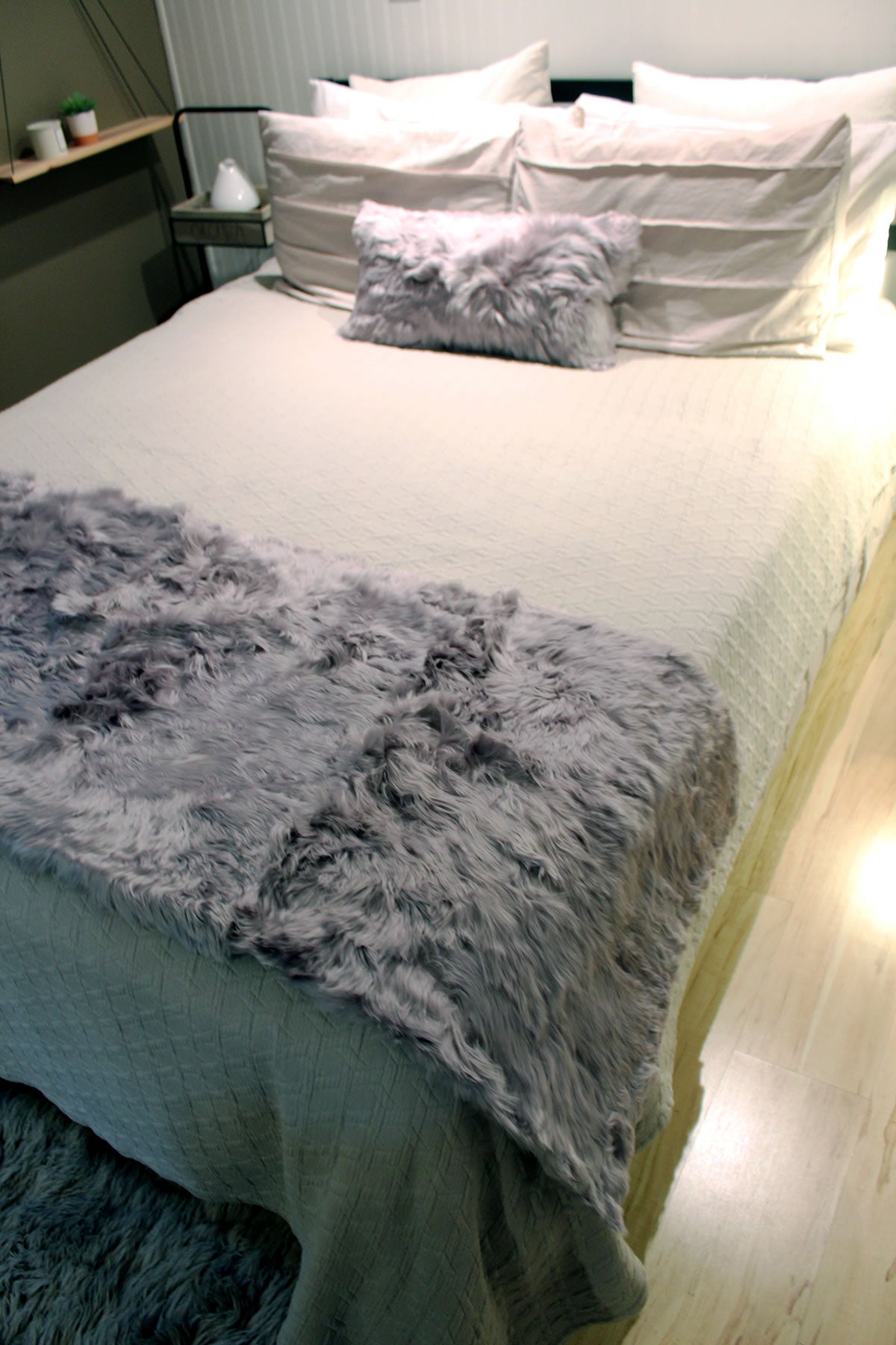 Alpaca Bed Scarves - Glacier