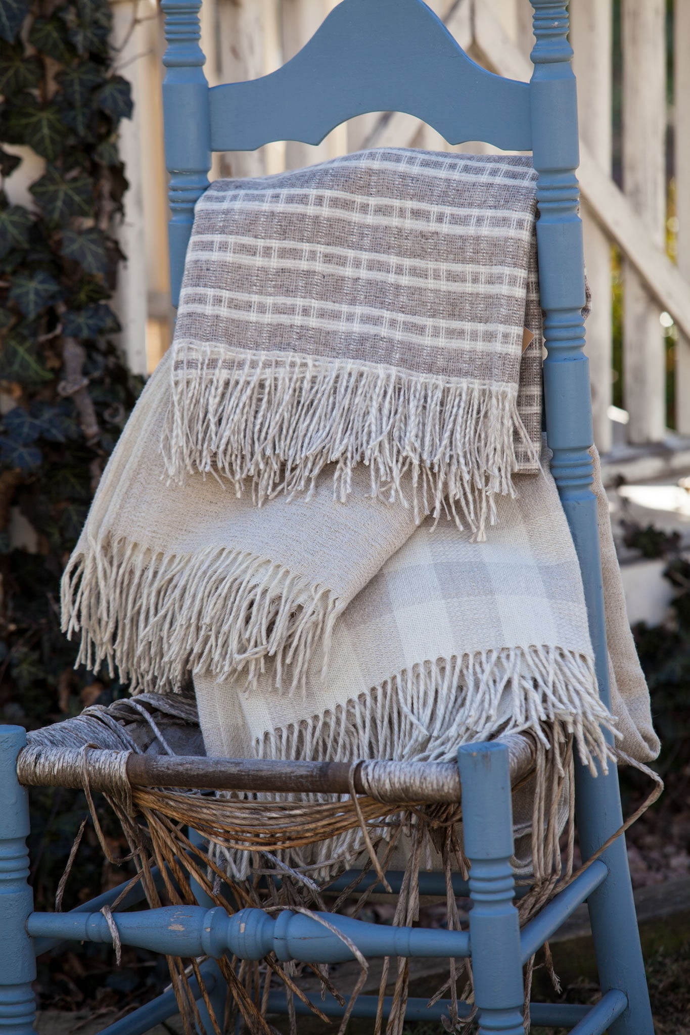 Woven Woolen Throws